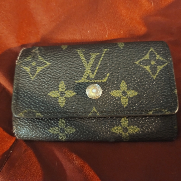 Louis Vuitton Handbags - Authentic LV key holder